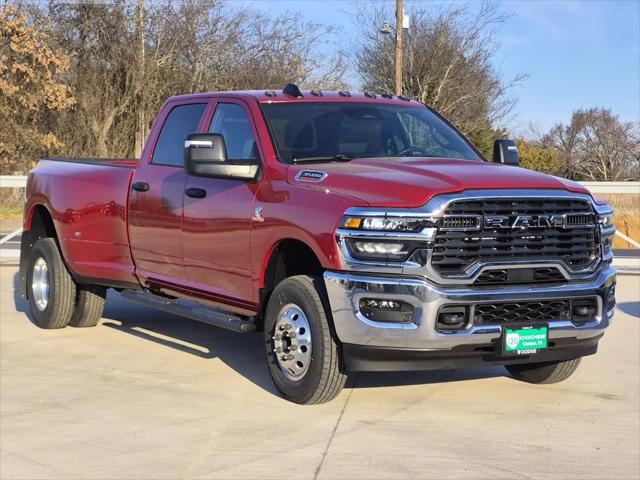 2026 RAM Ram 3500 RAM 3500 TRADESMAN CREW CAB 4X4 8 BOX