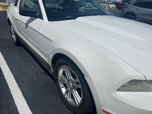 2010 Ford Mustang V6