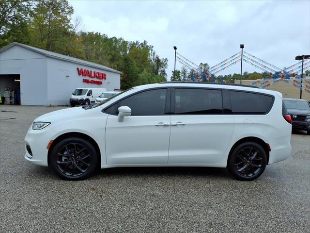 2021 Chrysler Pacifica Touring AWD 2021 Chrysler Pacifica Touring AWD