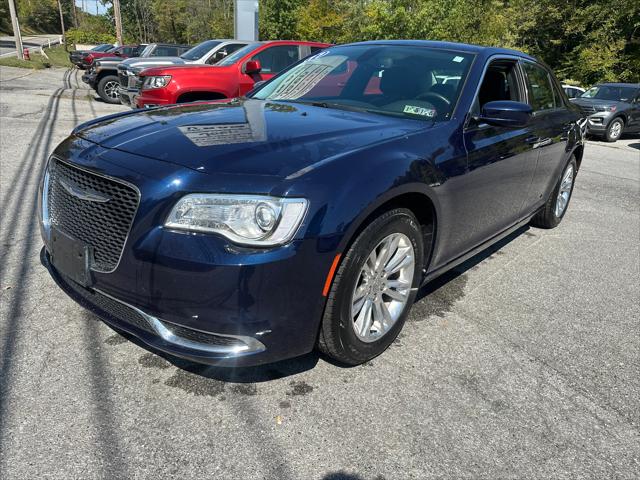 2017 Chrysler 300 Limited