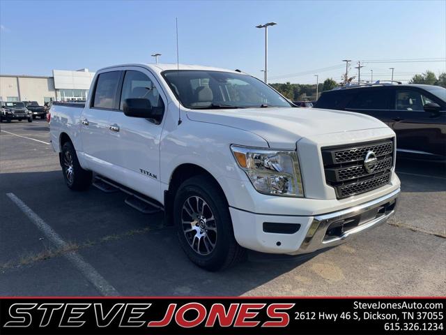 2021 Nissan TITAN Crew Cab SV 4x2
