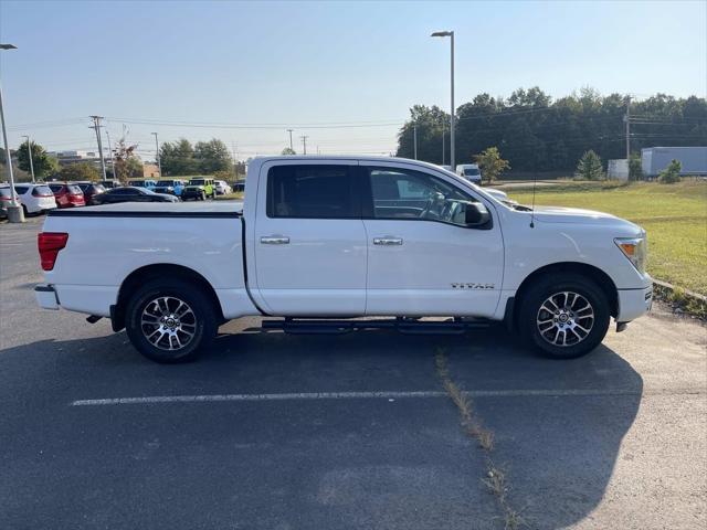 2021 Nissan TITAN Crew Cab SV 4x2
