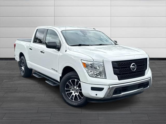 2021 Nissan TITAN Crew Cab SV 4x2