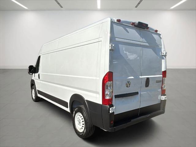 2025 RAM ProMaster 2500 Cargo Van Tradesman High Roof 159 WB w/Pass Seat