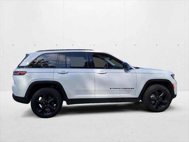 2023 Jeep Grand Cherokee Limited 4x2