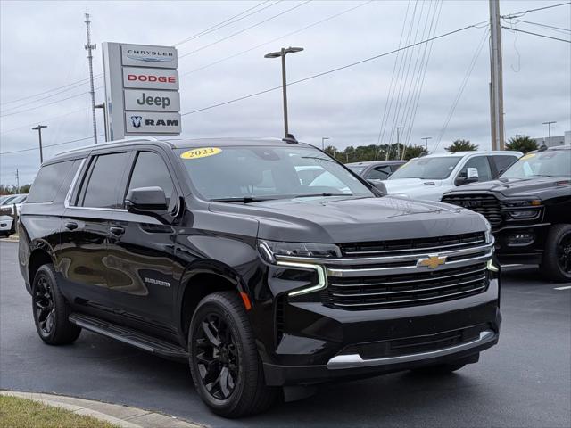 2023 Chevrolet Suburban 4WD LT