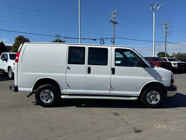 2023 GMC Savana Cargo RWD 2500 Regular Wheelbase Work Van