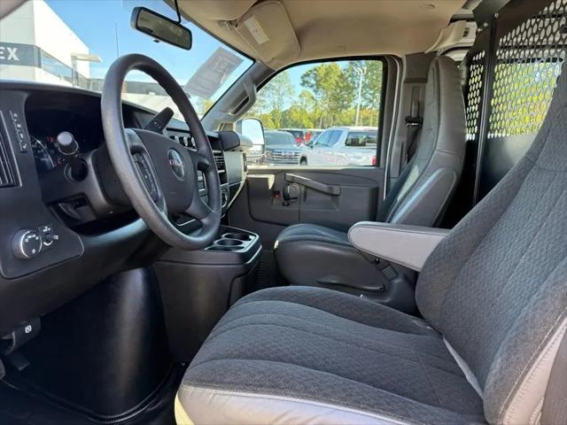 2023 GMC Savana Cargo RWD 2500 Regular Wheelbase Work Van