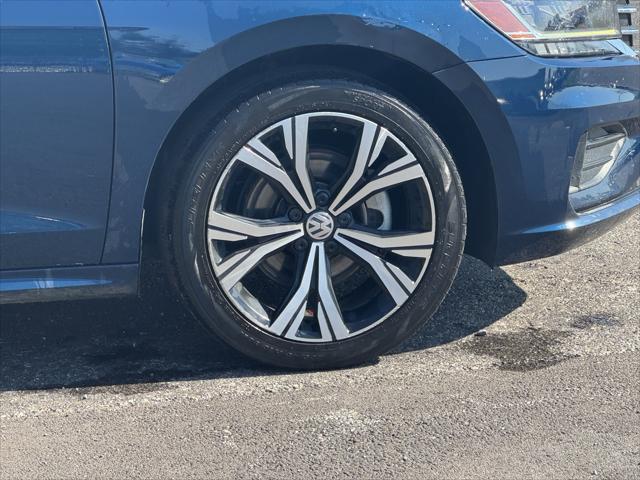 2022 Volkswagen Passat 2.0T SE 2022 Volkswagen Passat 2.0T SE