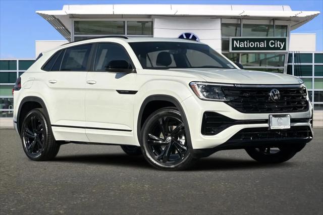 2026 Volkswagen Atlas Cross Sport SEL R-Line Black