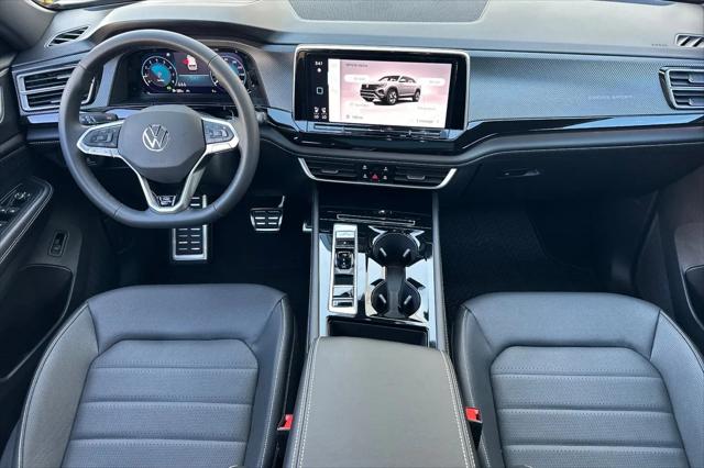 2026 Volkswagen Atlas Cross Sport SEL R-Line Black