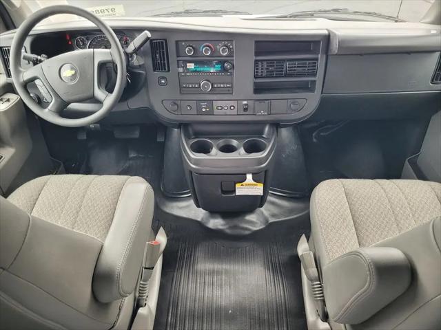 2025 Chevrolet Express Cutaway Work Van