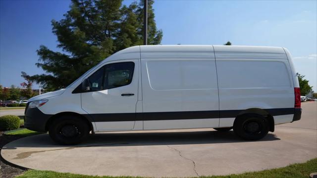 2025 Mercedes-Benz Sprinter 2500 Standard Roof 4-Cyl Diesel
