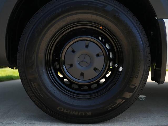 2025 Mercedes-Benz Sprinter 2500 Standard Roof 4-Cyl Diesel