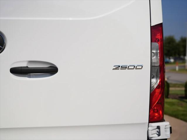 2025 Mercedes-Benz Sprinter 2500 Standard Roof 4-Cyl Diesel