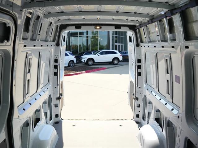 2025 Mercedes-Benz Sprinter 2500 Standard Roof 4-Cyl Diesel