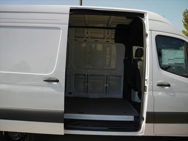 2025 Mercedes-Benz Sprinter 2500 Standard Roof 4-Cyl Diesel