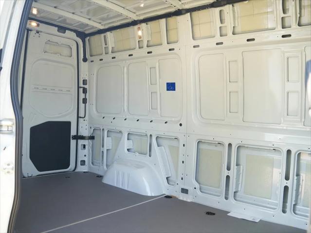2025 Mercedes-Benz Sprinter 2500 Standard Roof 4-Cyl Diesel