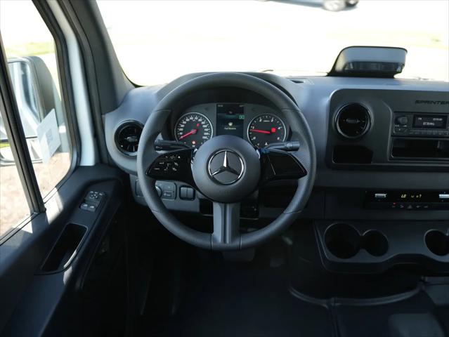 2025 Mercedes-Benz Sprinter 2500 Standard Roof 4-Cyl Diesel