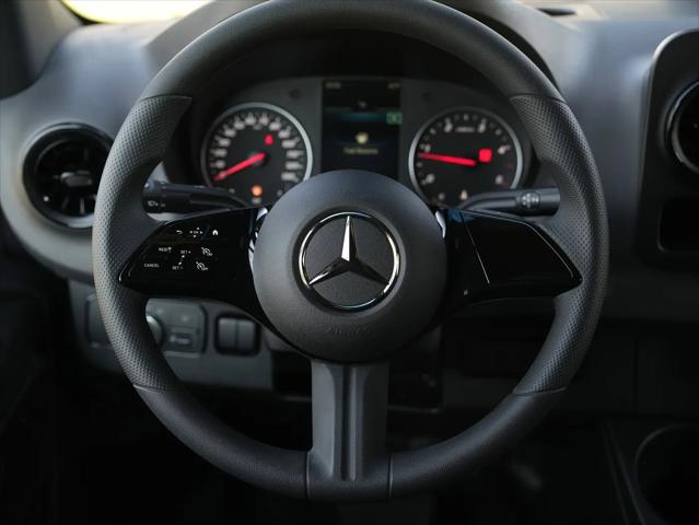 2025 Mercedes-Benz Sprinter 2500 Standard Roof 4-Cyl Diesel