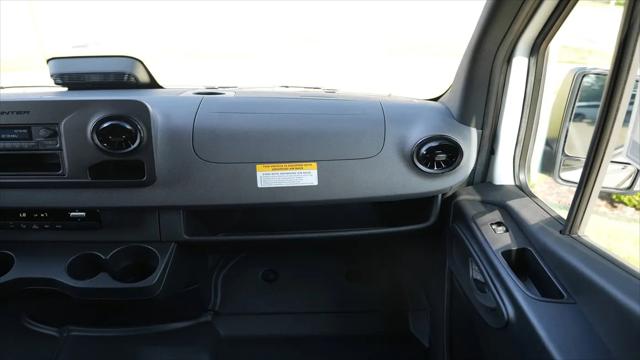 2025 Mercedes-Benz Sprinter 2500 Standard Roof 4-Cyl Diesel