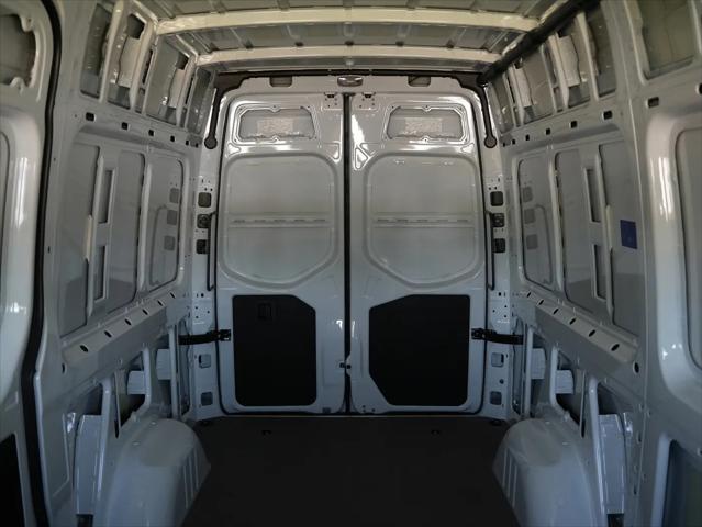 2025 Mercedes-Benz Sprinter 2500 Standard Roof 4-Cyl Diesel