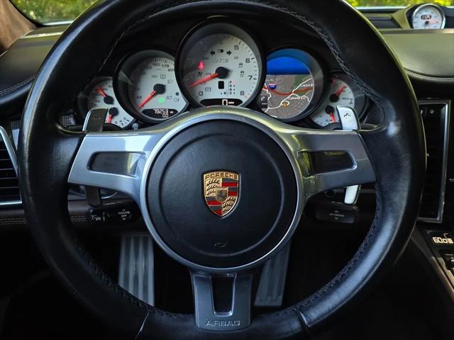 2016 Porsche Panamera GTS