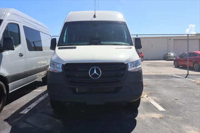 2025 Mercedes-Benz Sprinter 2500 Standard Roof 4-Cyl Diesel HO