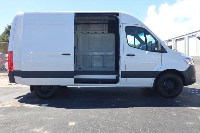 2025 Mercedes-Benz Sprinter 2500 Standard Roof 4-Cyl Diesel HO