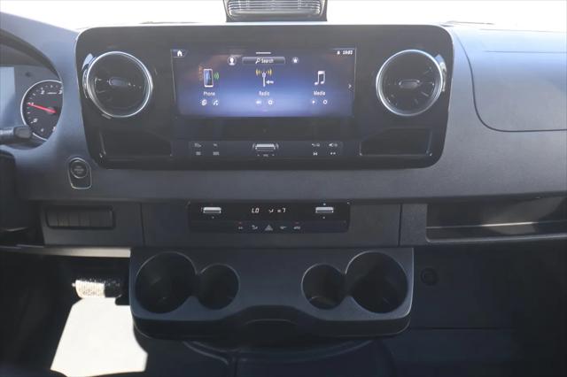 2025 Mercedes-Benz Sprinter 2500 Standard Roof 4-Cyl Diesel HO