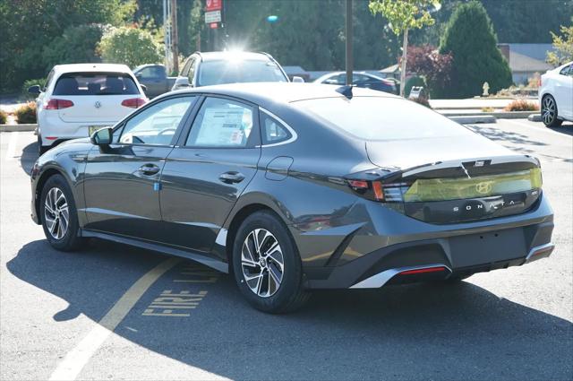 2026 Hyundai Sonata Hybrid Blue