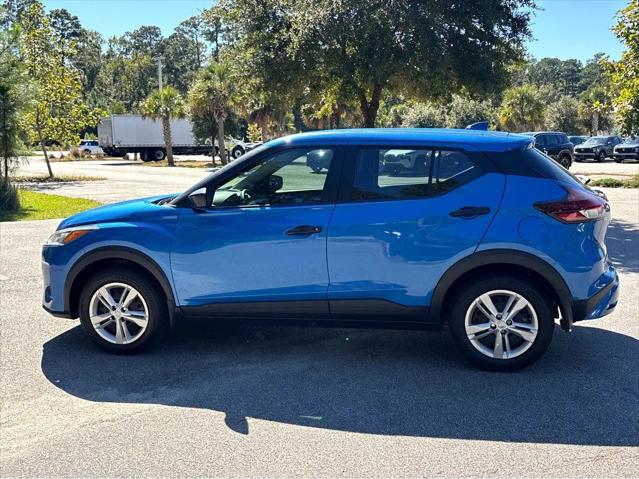 2025 Nissan Kicks S