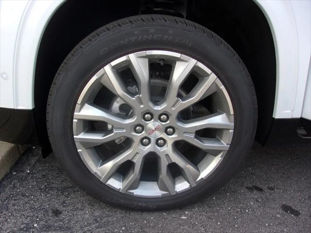 2026 GMC Acadia Denali AWD