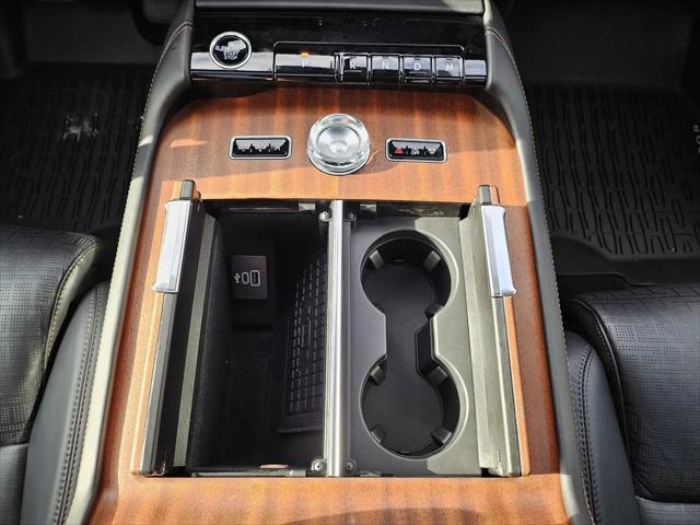 2025 Lincoln Navigator Black Label
