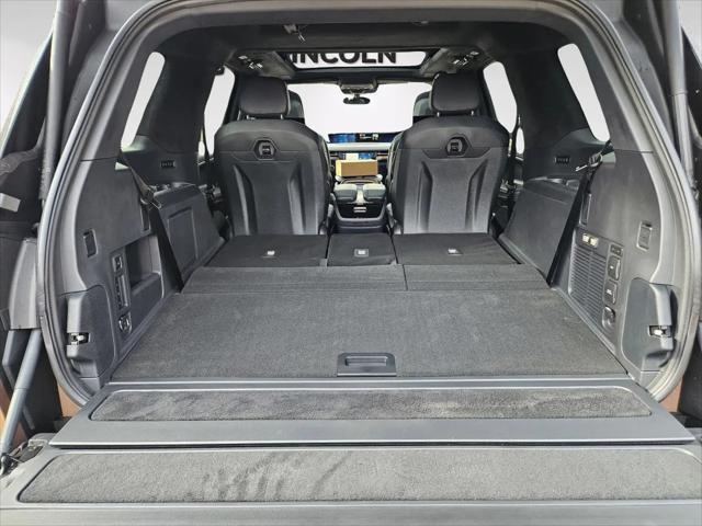 2025 Lincoln Navigator Black Label
