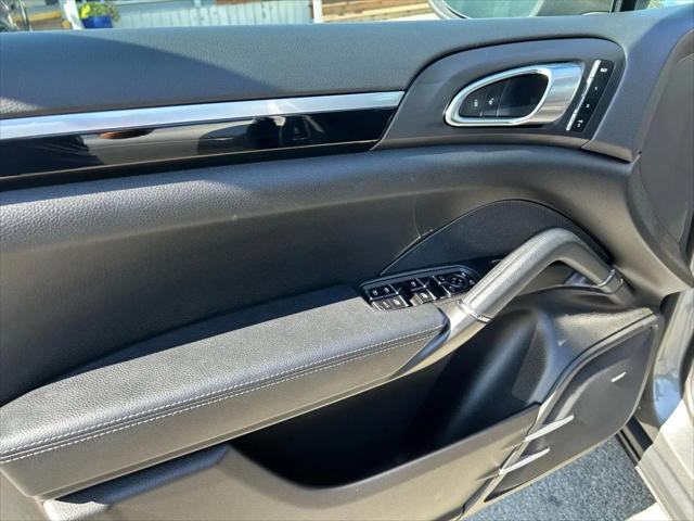 2014 Porsche Cayenne S