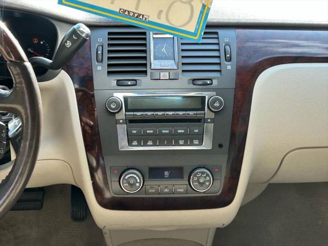 2008 Cadillac DTS w/1SD