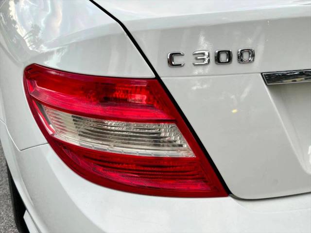 2009 Mercedes-Benz C-CLASS C 300 Luxury