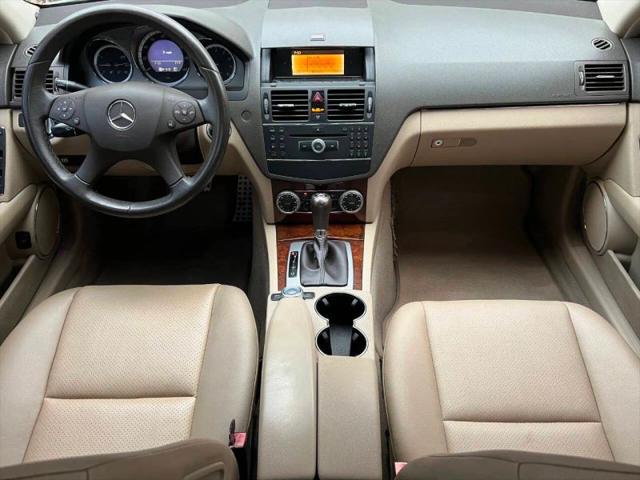 2009 Mercedes-Benz C-CLASS C 300 Luxury