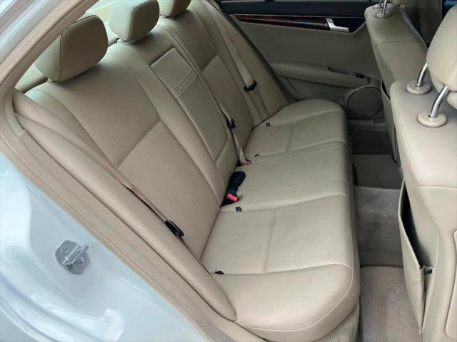 2009 Mercedes-Benz C-CLASS C 300 Luxury