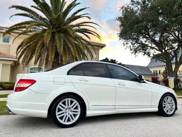 2009 Mercedes-Benz C-CLASS C 300 Luxury