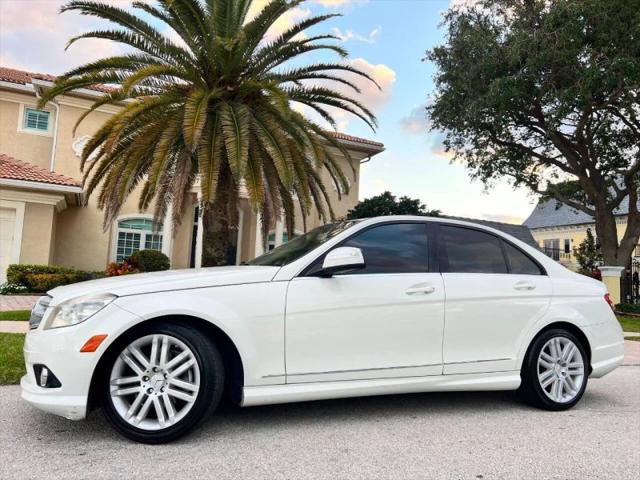 2009 Mercedes-Benz C-CLASS C 300 Luxury