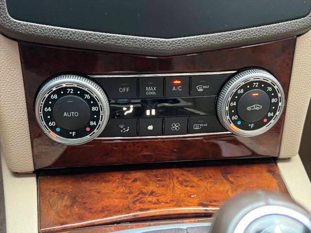 2009 Mercedes-Benz C-CLASS C 300 Luxury