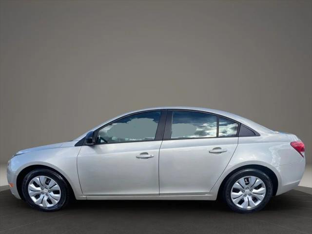 2013 Chevrolet Cruze LS Auto