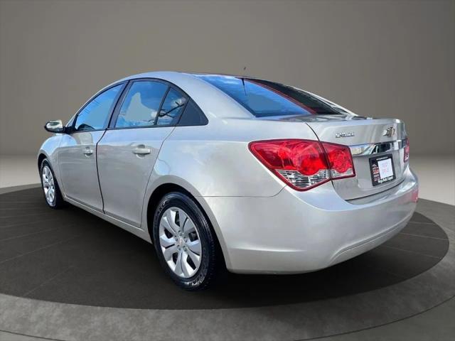 2013 Chevrolet Cruze LS Auto