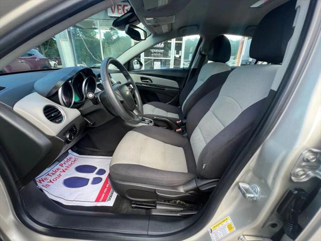 2013 Chevrolet Cruze LS Auto