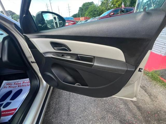 2013 Chevrolet Cruze LS Auto