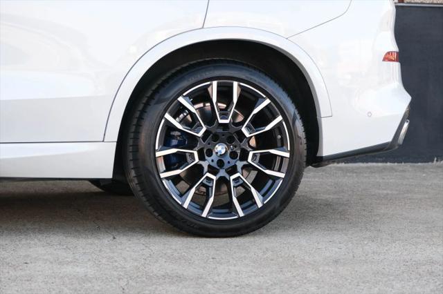 2024 BMW X5 M60i