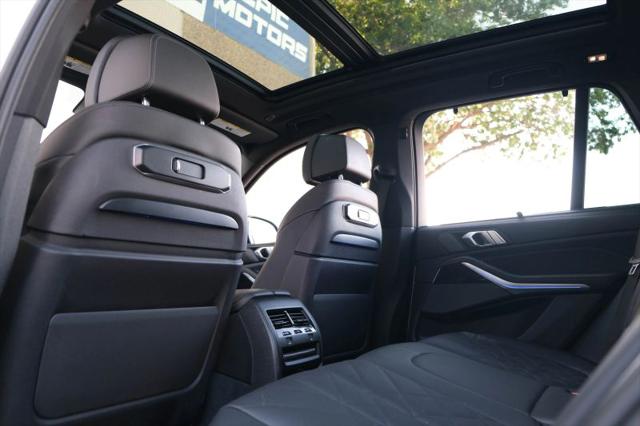 2024 BMW X5 M60i