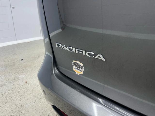 2018 Chrysler Pacifica LX